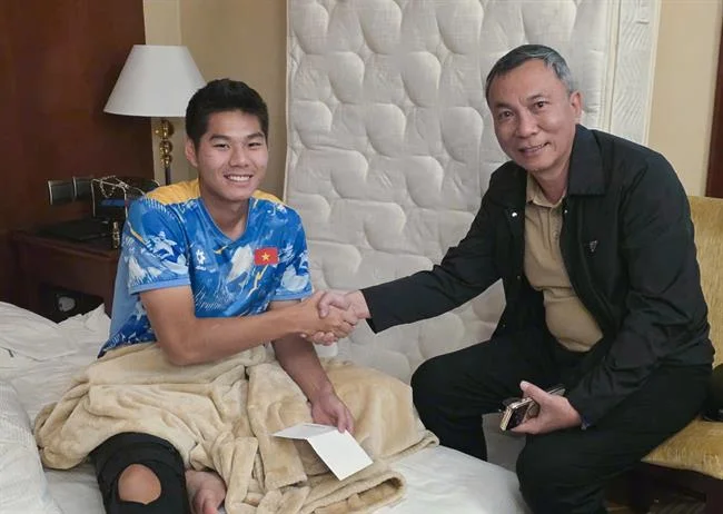 An Toàn và Hỗ Trợ Khách Hàng Hi8